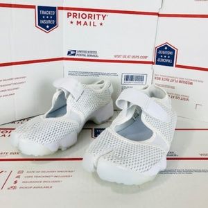 nike rift womens size 8